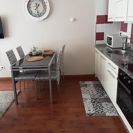 Apartamento Cine Colon 2 Ribadeo Exterior photo
